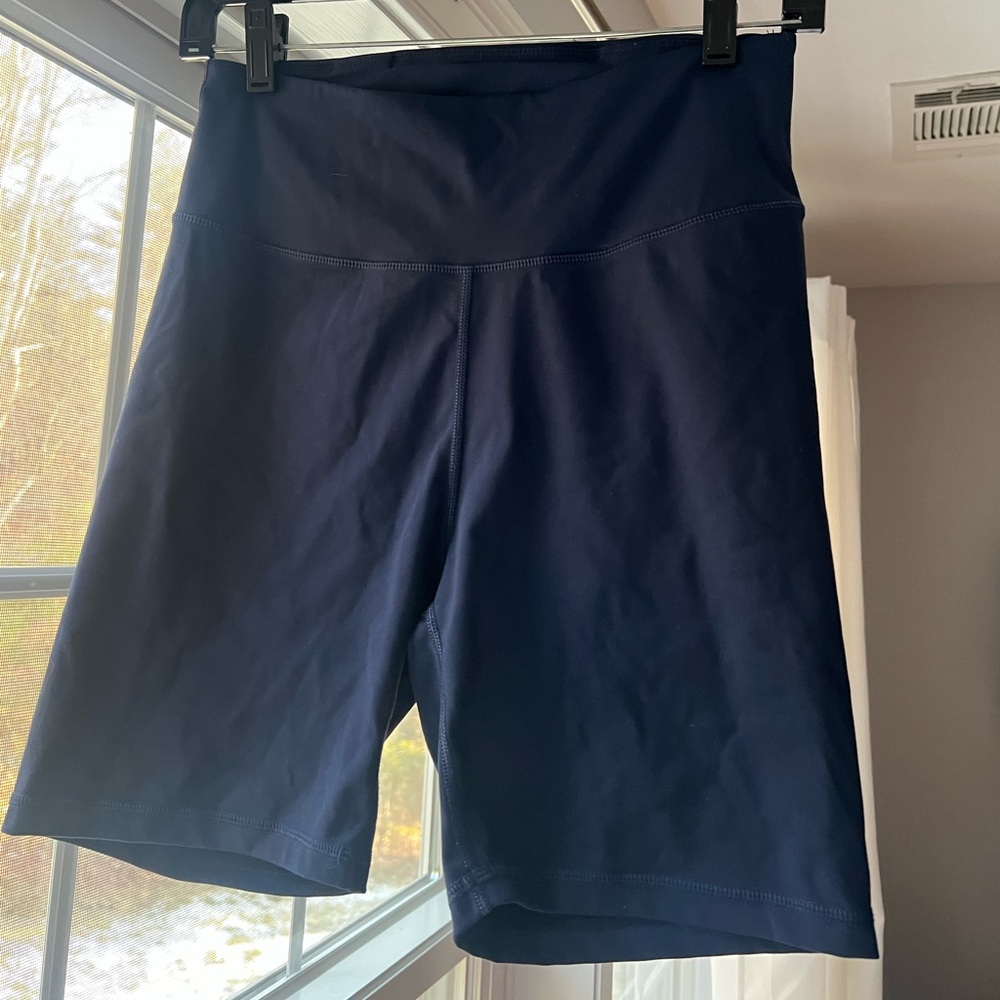 Chic Women's Navy 7” Bike Shorts